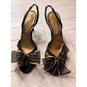 Anne Klein black leather open toed sling‎ back 3" heel w/ gold festive bow. Sz 8